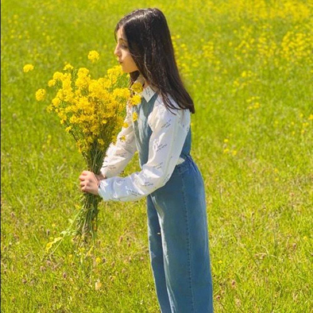 Meet your Posher, Jolie